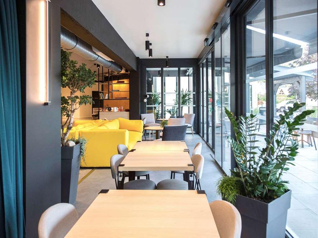Ibis Styles Bale-Mulhouse Aeroport Hotel Блотзайм Ресторант снимка