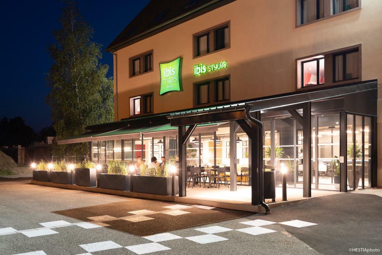 Ibis Styles Bale-Mulhouse Aeroport Hotel Блотзайм Екстериор снимка